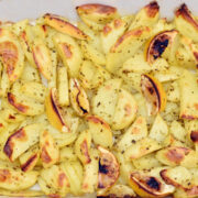 Kartofler bagt med citron og oregano