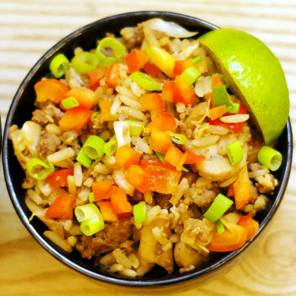 Stegte ris med oksekød og grønsager | Dagens tallerken