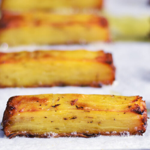 Pommes Anna opskrift på det lækreste kartoffeltilbehør, perfekt til