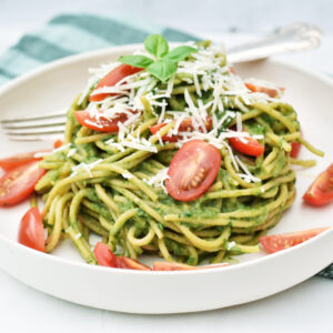 Pasta med avocadopesto