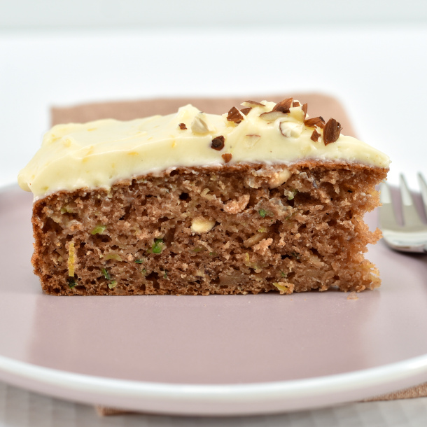 Squashkage med ostecreme