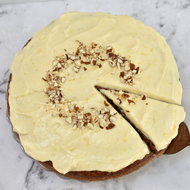 Squashkage med ostecreme