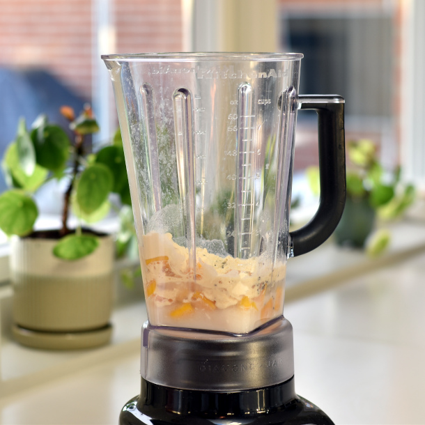 Smoothie med mango og kokos