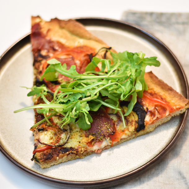 Pizza med hurtig dej uden hævetid