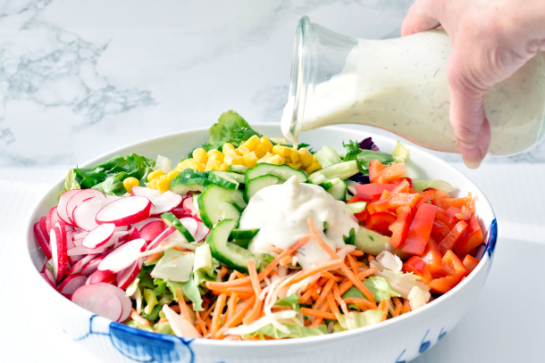 Yoghurtdressing med dild