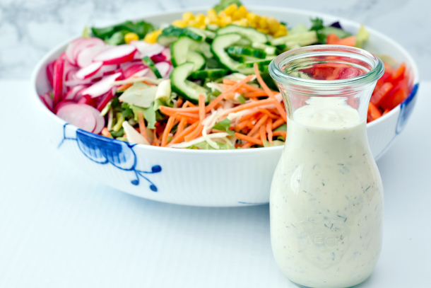 Yoghurtdressing med dild